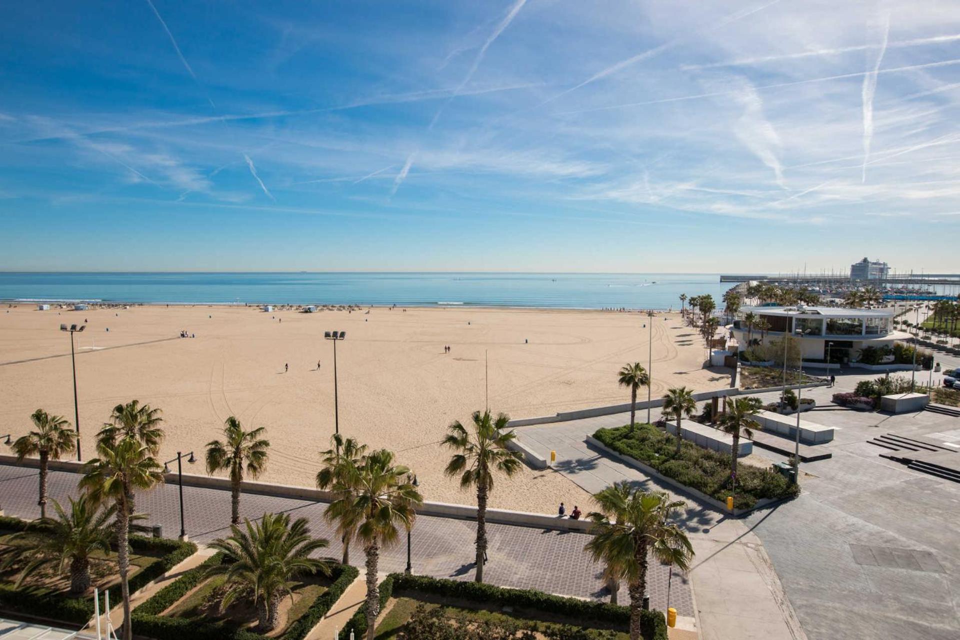 Romantic Apartment In The Heart Of Cabanyal Valencia Bagian luar foto